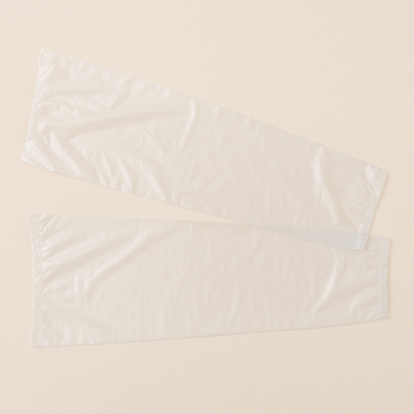 Bolsas de plástico transparentes desechables para tratamientos de parafina en manos y pies.