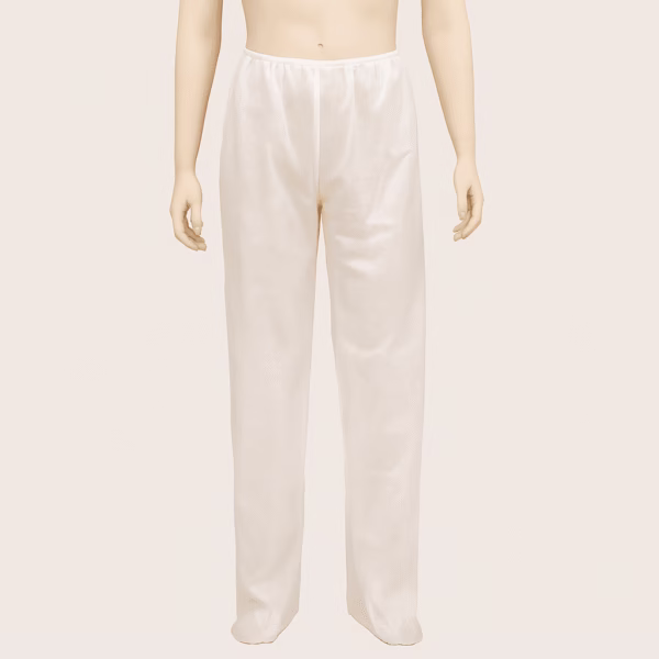Pantalón desechable para presoterapia | 1 unidad Pantalón desechable blanco para presoterapia mostrado en un maniquí, fabricado en material plástico, sin cinturilla elástica y con piernas completamente cerradas.